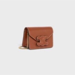 CELINE Card Holder On Chain Triomphe In Shiny Calfskin, Brown